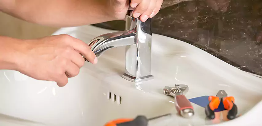 Bathtub Faucet Replacement in Ontario